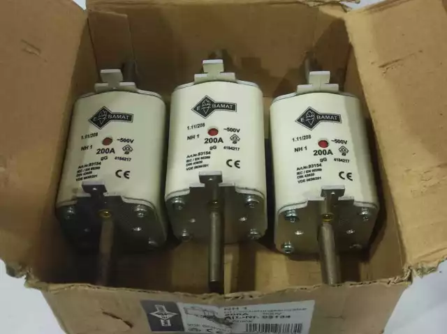 Bamat NH-1 39154 Nh Fusible 200A EN60269 3pc Lot