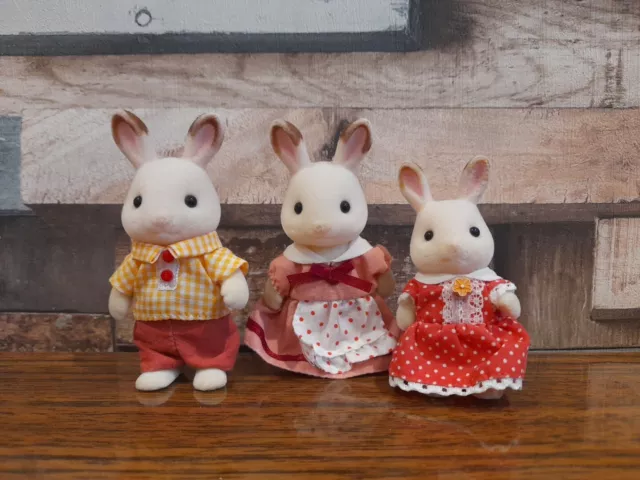 Sylvanian Families Doll Chocolate Rabbit Family Fs-46, Brown