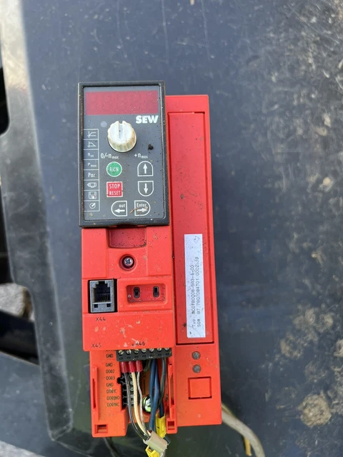 とっておきし福袋とっておきし福袋1PCS New MDX61B0008-5A3-4-00 0.75kW Sew-Eurodrive Inverter  Drive 製造、工場用