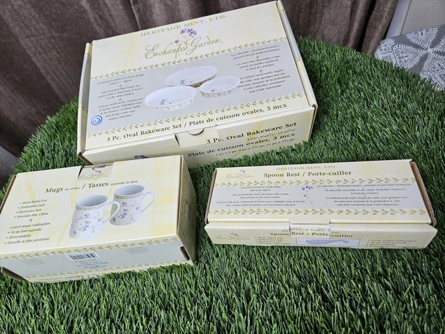 Juego de 3 utensilios para hornear ovalados Heritage Mint ENCHANTED GARDEN + 2 tazas y cucharas (M9)