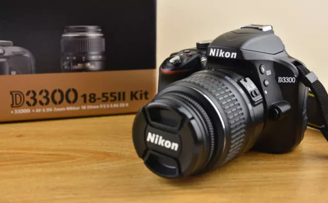 Nikon D3300 Camera Dslr Kit With Nikkor Lens Charger Battery 4Gb Sd Shutter 5813