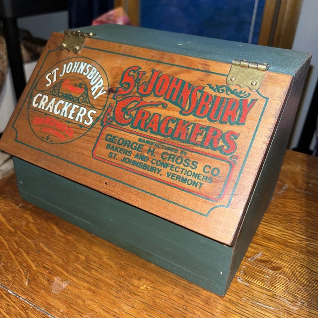 St. Johnsbury Vermont wooden cracker box - george cross co - vintage style