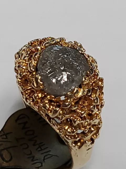 OLD VINATGE 14K YELLOW GOLD NUGGET WITH LARGE UNCUT DIAMOND 8.5mm / 9.8grams OLD VINATGE 14K YELLOW GOLD NUGGET WITH LARGE UNCUT DIAMOND 8.5mm / 9.8grams