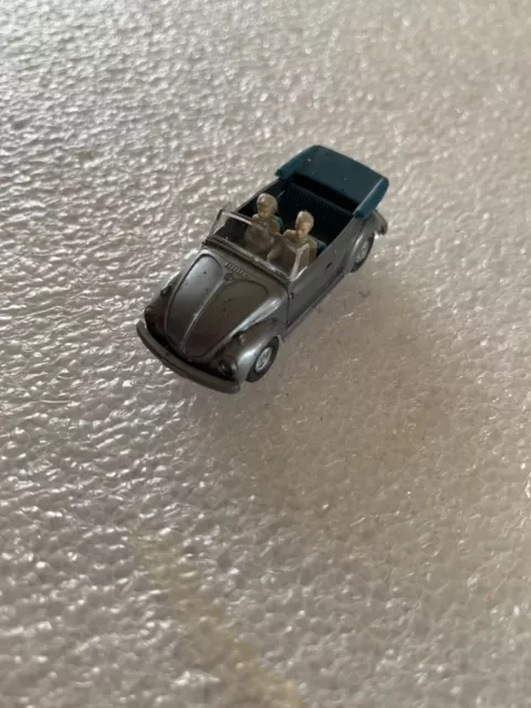 Wiking Vw 1303 Beetle Convertible Silver/Blue 1/87 Scale HO Gauge