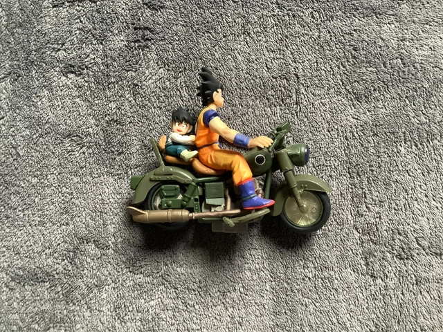 Figurine Dragon Ball Z - Goku Et Chichi Sur Moto - Bandai BS Figure Selection Plus - PVC