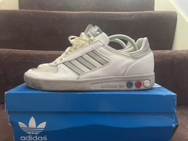 Adidas indoor sales court spzl