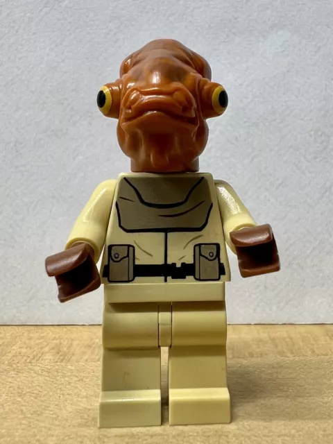 LEGO Mon Calamari Officer Minifigure Star Wars 7754 sw0248
