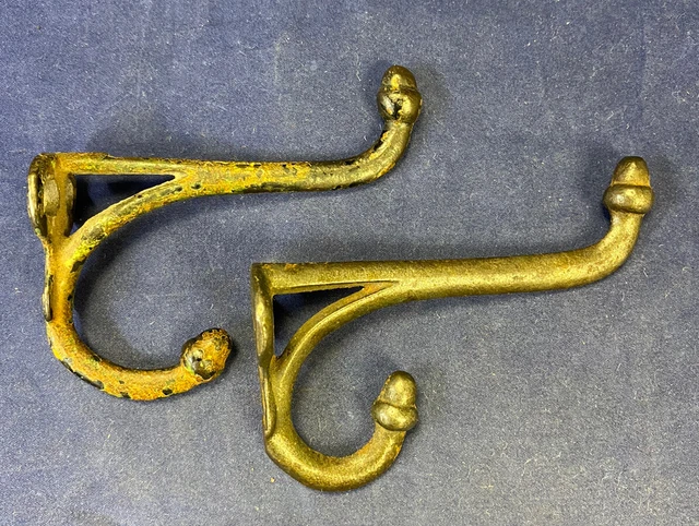 Vtg Antique Large Double Acorn Tip Metal Cast Iron  Hook Hanger Pair (K2)