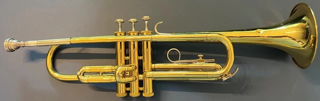 Cleaned & Oiled SELMER BUNDY Student Trumpet with Case SN# 438745 ML