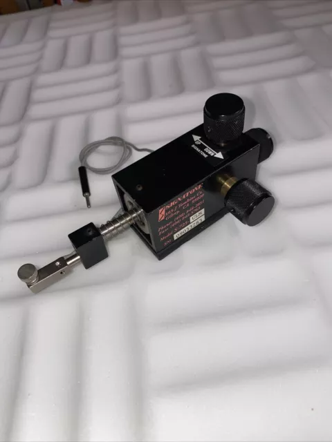 Signatone Micro-Manipulator S-725-CLM Probe Positioner Manipulator (H).