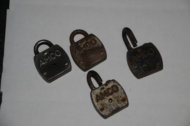 Set of 4 Advance Gumball or Peanut Machine AMCO D-10 Padlock, no keys