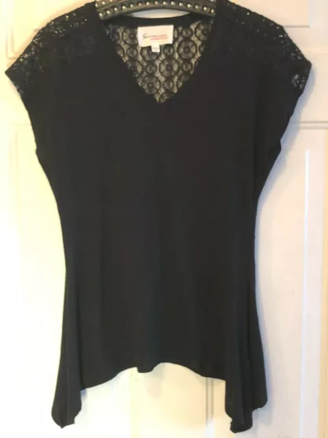 Two by Vince Camuto Sz S Knit Asymmetrical Top Blouse Cap Sleeve Black Lace