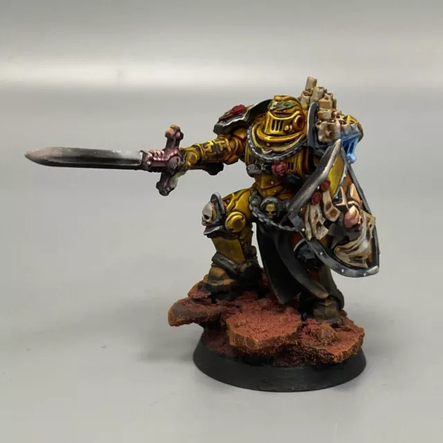 Capítulo Maestro Capitán Imperial Puños Espaciales Warhammer 40,000 40K Pintado