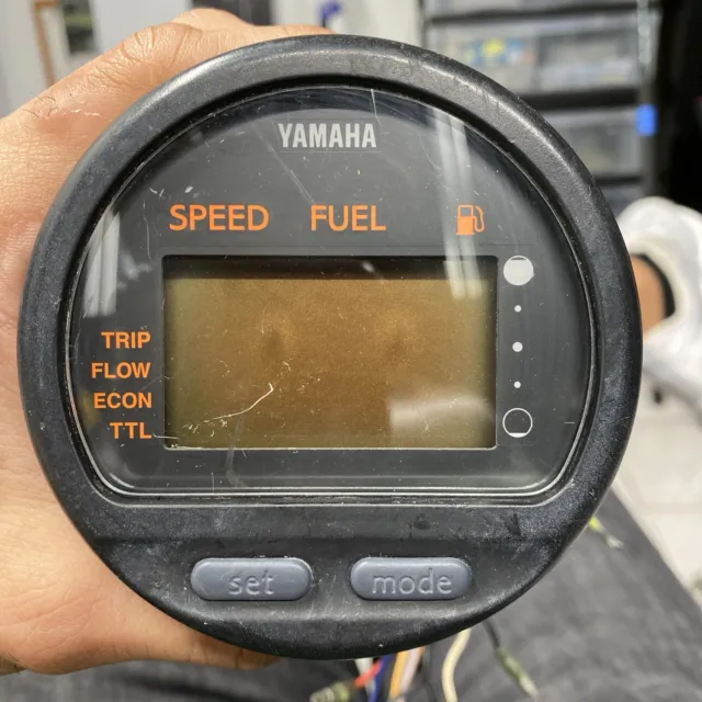 Yamaha 6Y8-83500 outboard digital speed / fuel management gauge 6Y80-11