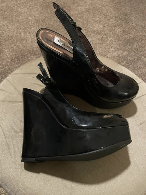 Brand New Steve Madden Round Toe High Heel Wedge Pump Black Size 6M