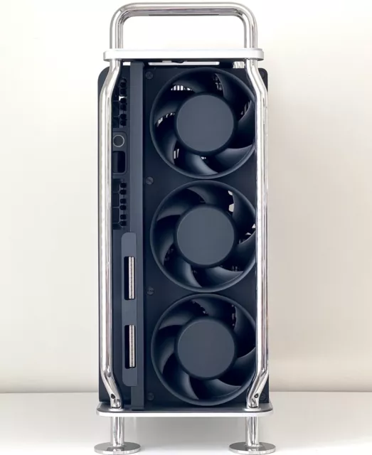 2019 Apple Mac Pro ・ 24-core ・192GB RAM ・ 2TB SSD ・ Radeon Pro W6800X 32GB