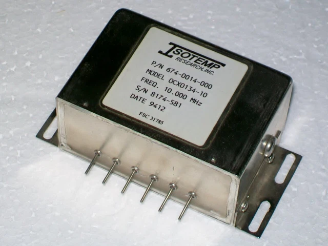 ISOTEMP OCXO 134-10 crystal quartz oscillator 10 mhz time frequency standard