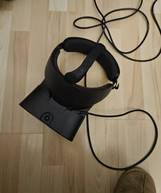 Casque Oculus rift S VR Réalité Virtuelle En Bon État Avec Manettes 3
