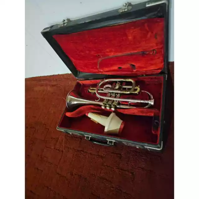 Cleveland King Cornet vintage sin probar viene con estuche