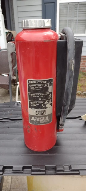 Ansul Red Line Fire Extinguisher 20lb Untested Probably needs servicing.