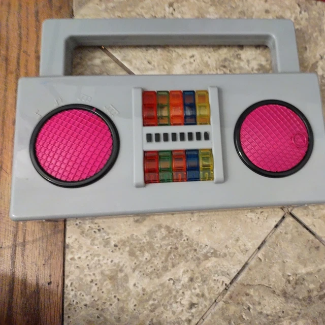 2009 SPIN MASTER Yo Gabba Gabba Boombox Radio DJ Lance Stereo Lights