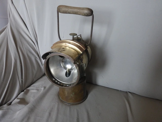 Lanterne / Lampe De Train Ancienne – SNCF – Laiton Et Cuivre – Fabrication Française