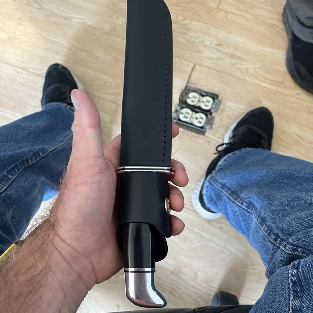 BUCK KNIVES SPECIAL 119 Black Phenolic Handle Fixed Blade Knife Open