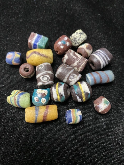 Mauritanian Vintage Africa Chevron Trade Kiffa Beads Lot 2