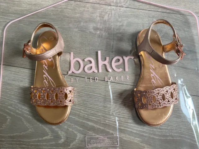 Abito da ragazza Ted Baker taglia 9 anni e sandali abbinati taglia uk1-1,5 2