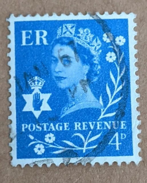 GB QEII - Queen Elizabeth II - Northern Ireland Stamp - 4d Blue