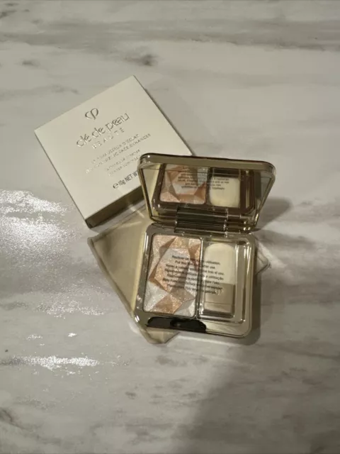 Cle De Peau Beaute The Luminizing Face Enhancer Golden Galaxy 202