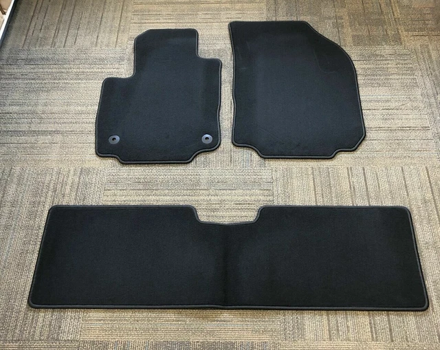 20182019 OEM GM Chevrolet Equinox Terrain Floor Mats 3 Piece Set Black