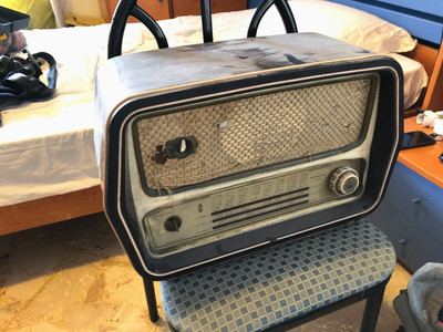 MAGNADYNE S 27 radio valvole bakelite 1950 originale buone condizioni da testare 