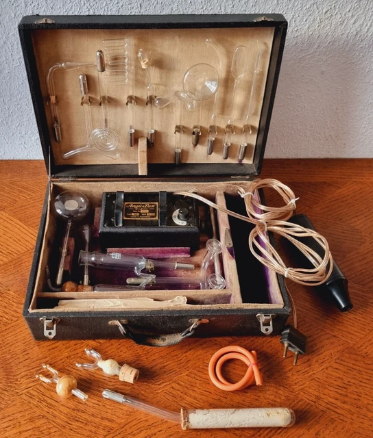 Altes, deutsches ANGU=LUX Hochfrequenz Reizstrom Therapiegerät im Koffer um 1920 2
