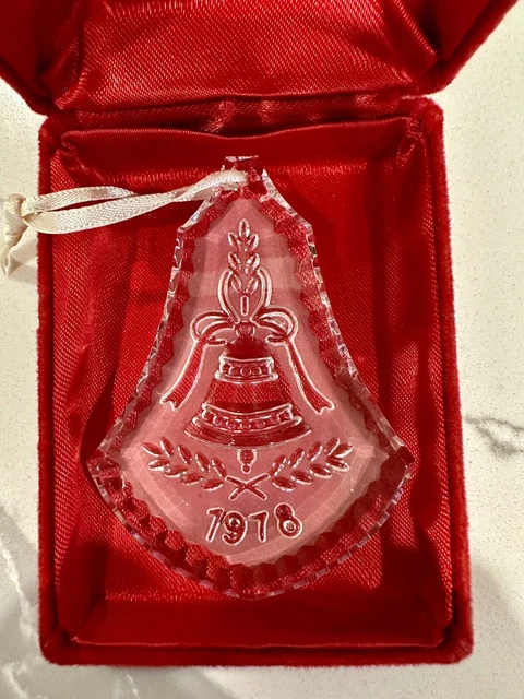 Waterford crystal Christmas tree ornament 1978