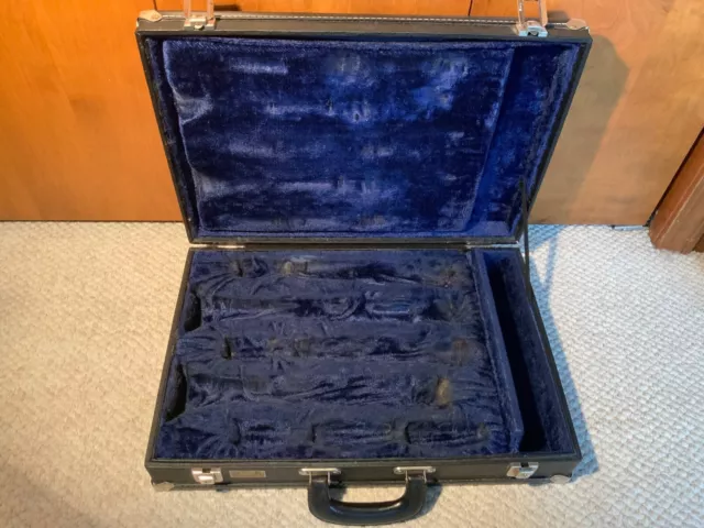 Excellent Double Case for Bb and A Clarinet by Lohri of Switzerland