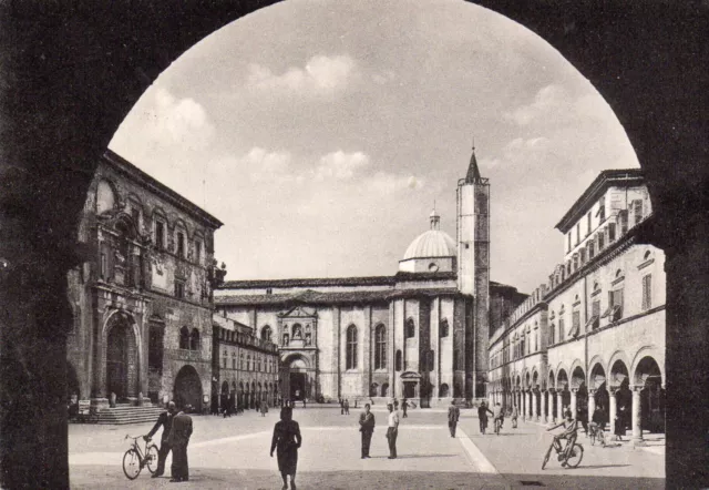 Cartolina Ascoli Piceno Piazza Del Popolo Viagg.1959