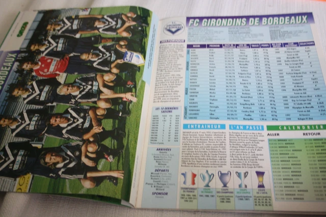 The Supporters' Guide to Premier and Football League Clubs 2001 : Robinson, John
