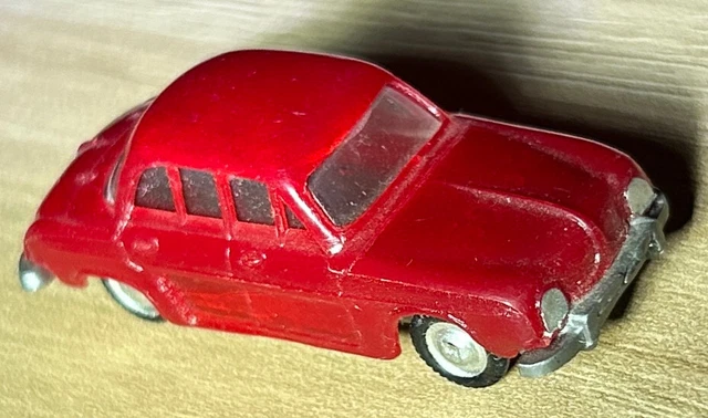 Amazon - A - Micro miniature Renault 1000kg Gitanes Ces