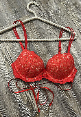 Victoria's Secret Very Sexy  Push Up Pigeonnant Red Laced Gold Tassels Bra 32B
