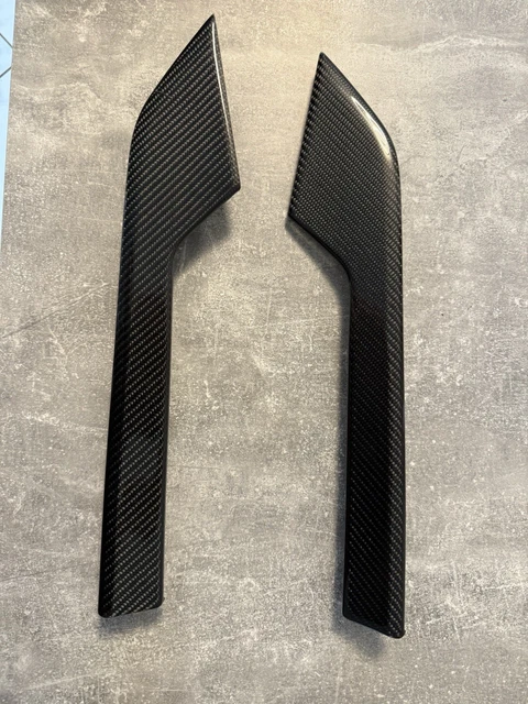 Tappetini Auto In Velluto Premium Per Audi A4/S4/RS4 (B9) E A5/S5/RS5 (F5) Sportback Dal 2015 – Set 4 Pezzi Con Cuciture Rosse