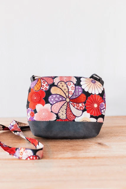 Pochette Sac Bandoulière Vintage Brodée Perles, Strass Et Paillettes - Doré - Fait Main En Inde