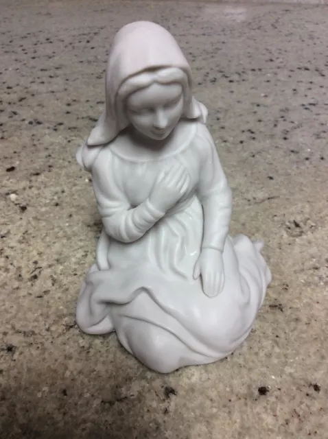 AVON Nativity Collectibles Mary No box