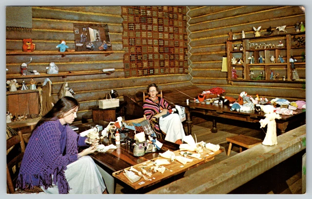 c1960s Doll Making Fort Boonesborough Richmond Kentucky Vintage Postcard