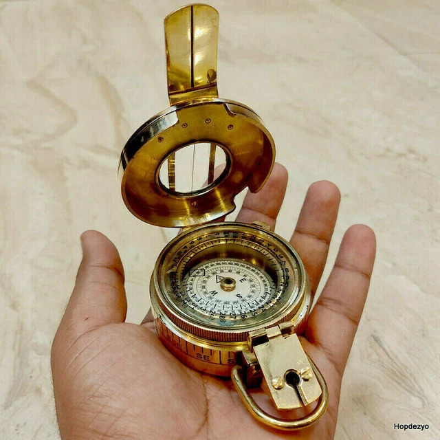 Boussole Marine Militaire Vintage - Reproduction Finition Laiton, Style Marin Et Militaire