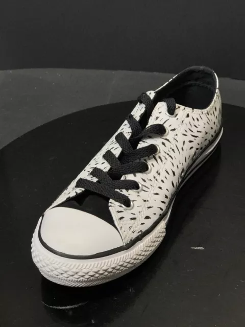 Zapatillas infantiles Converse CT OX estampado animal 650058C negras/blancas talla EE. UU. 5 junior