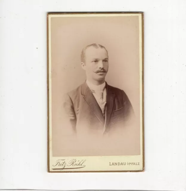 CDV Foto Herrenportrait / L. Leicht - Landau 1880er