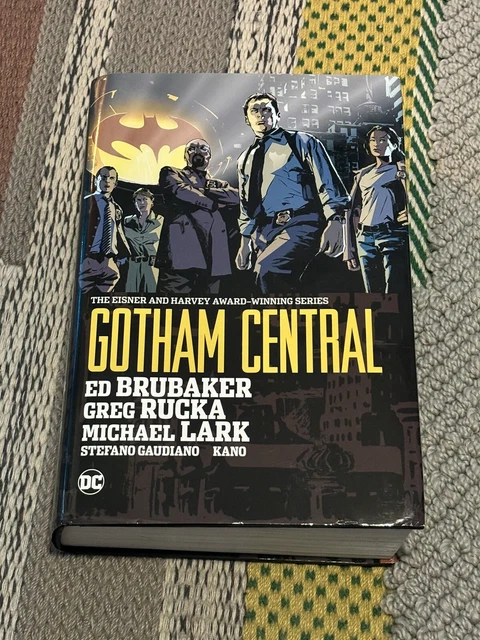 Gotham Central Omnibus DC Comics HC Hardcover Batman