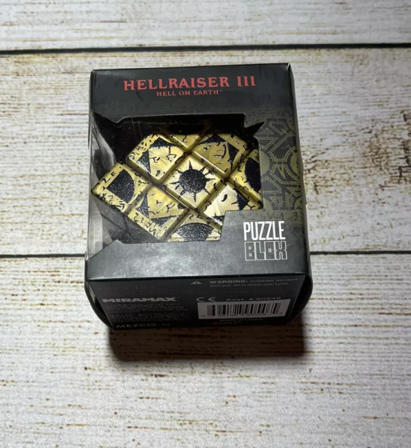 HELLRAISER Lament Configuration III Puzzle Box Mezco Movable Parts cube NEW