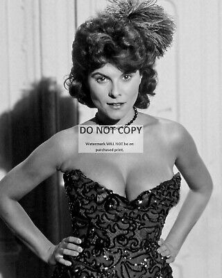 Actress Adrienne Barbeau Pin Up - 8X10 Publicity Photo (Dd959)
